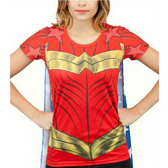 DC Comics Tops - Wonder woman shirt